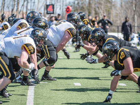 Huskies Wrap up Successful Camp with Annual Spring Game