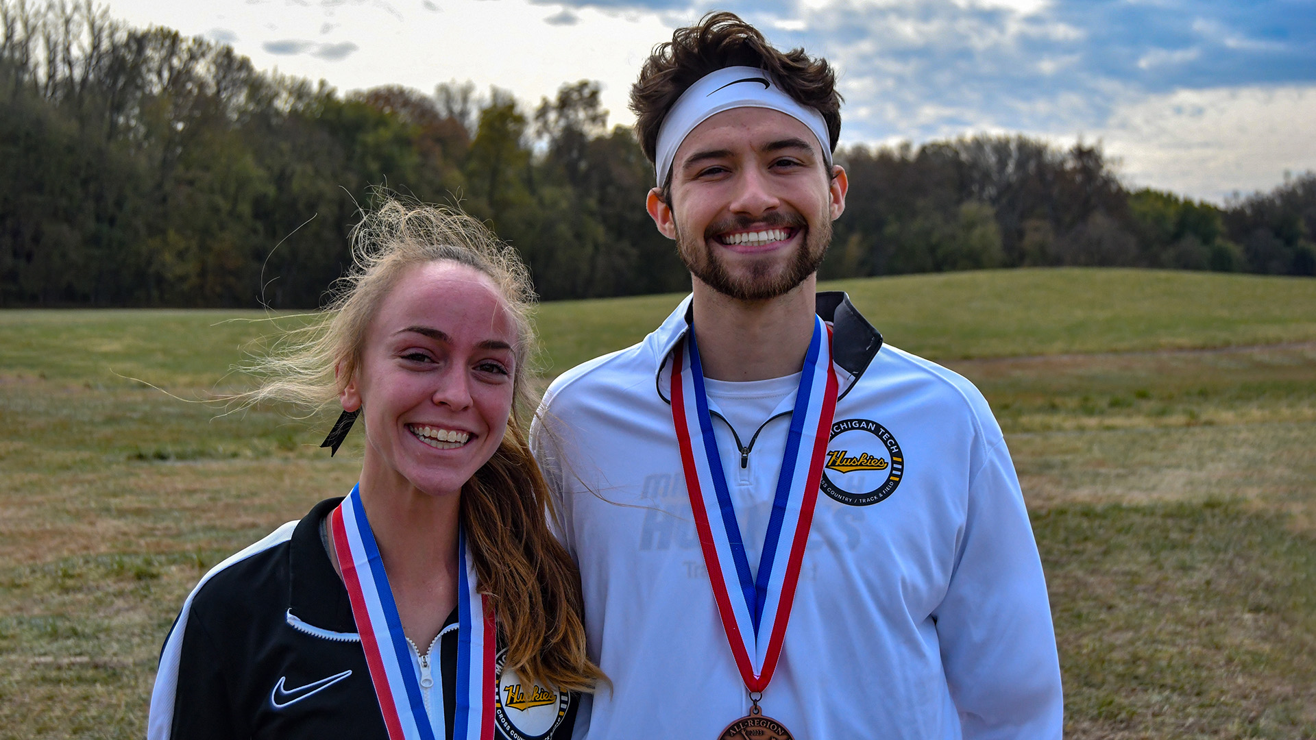 Lange & Loughlin Earn All-Region Accolades at NCAA XC Midwest Regionals