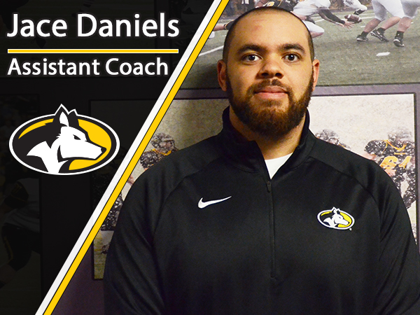 Tech Football Adds Daniels to Coaching Staff