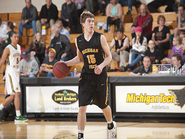 Heath Earns NCAA Division II Statistical Championship for Free Throw Percentage