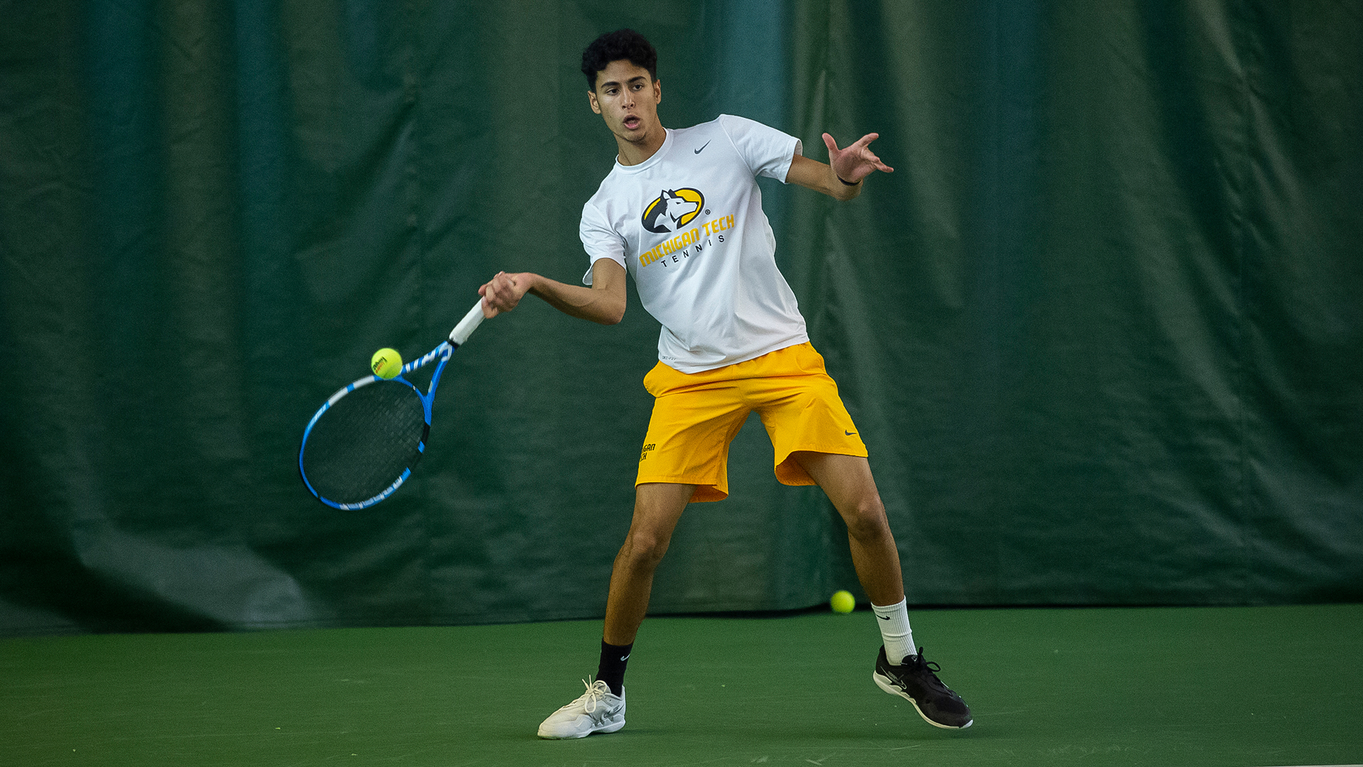 Men’s Tennis claims victory over Northwood Friday