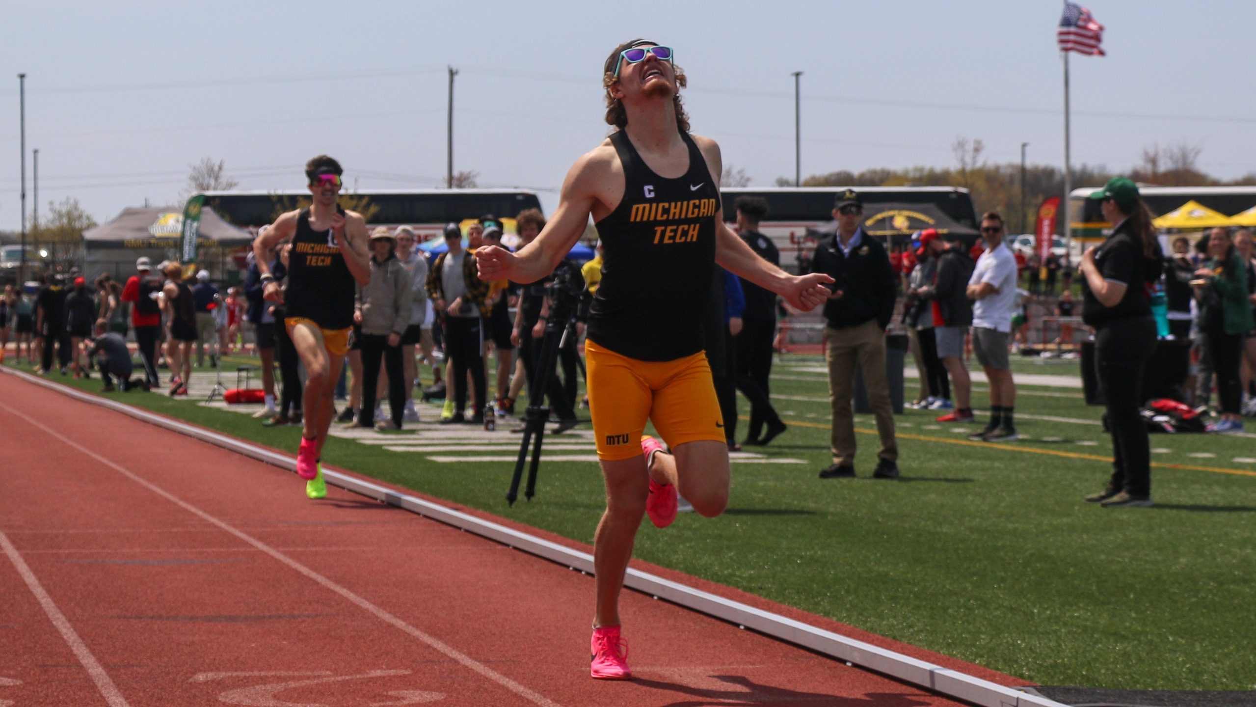 Sayen Defends 1,500m Title to Conclude GLIAC Outdoor Championships