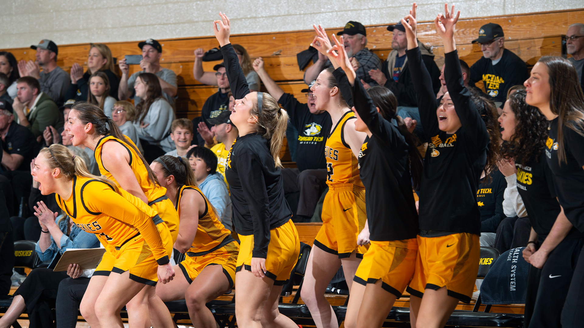 Huskies WBB Home to Open GLIAC Tournament against Parkside